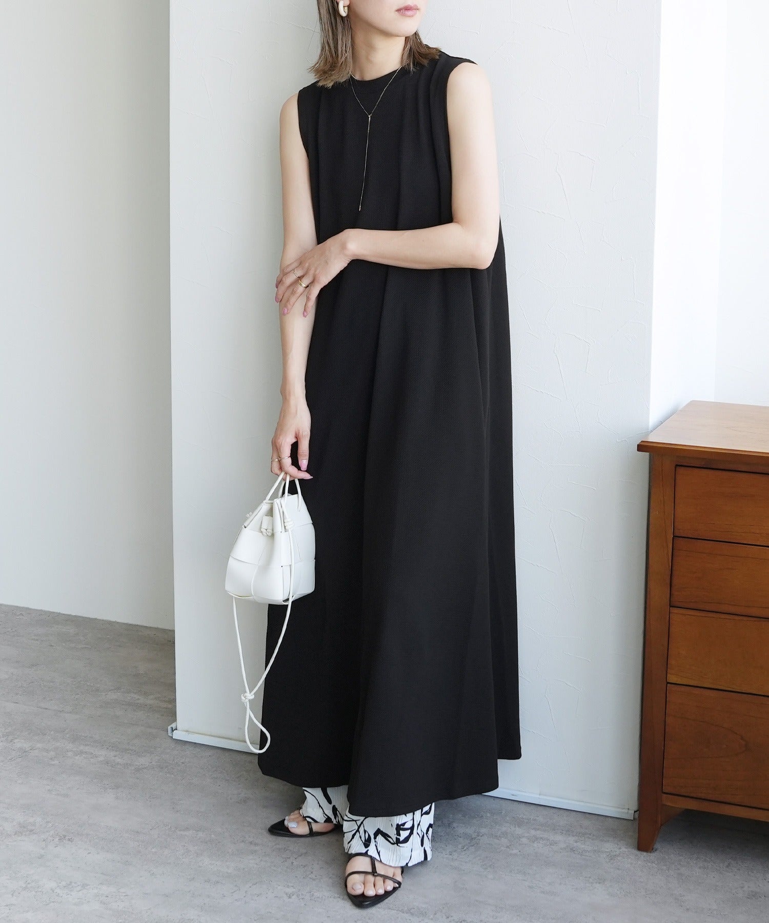 レカ reca エンボス風Aラインワンピース（my-3n23-1312） （ブラック） ブラック