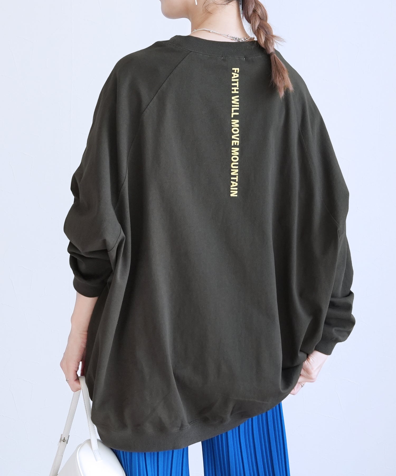 レカ reca バック刺繍ロゴBIGプルオーバー（on5646579） （チャコール） チャコール