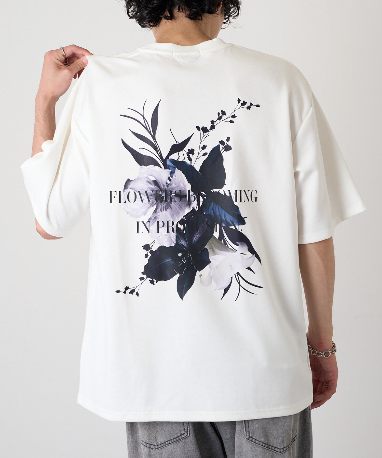 マガジンデモードコンタクト MAGASIN DE MODE CONTACT フラワーデジタルプリントTシャツ （オフホワイト） オフホワイト