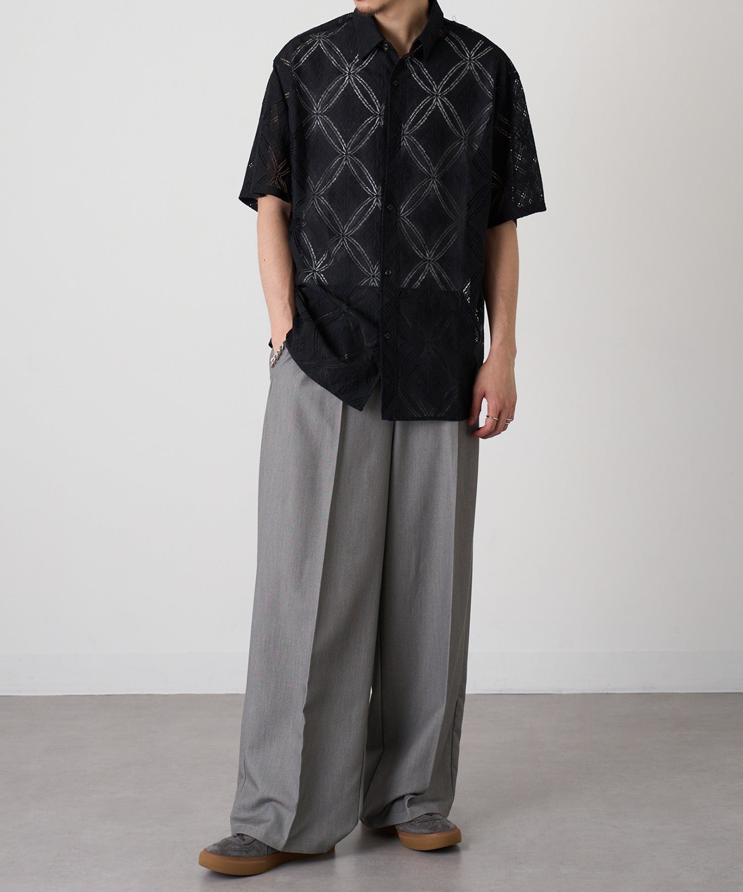 マガジンデモードコンタクト MAGASIN DE MODE CONTACT 透かし柄HSシャツ （ブラック） ブラック
