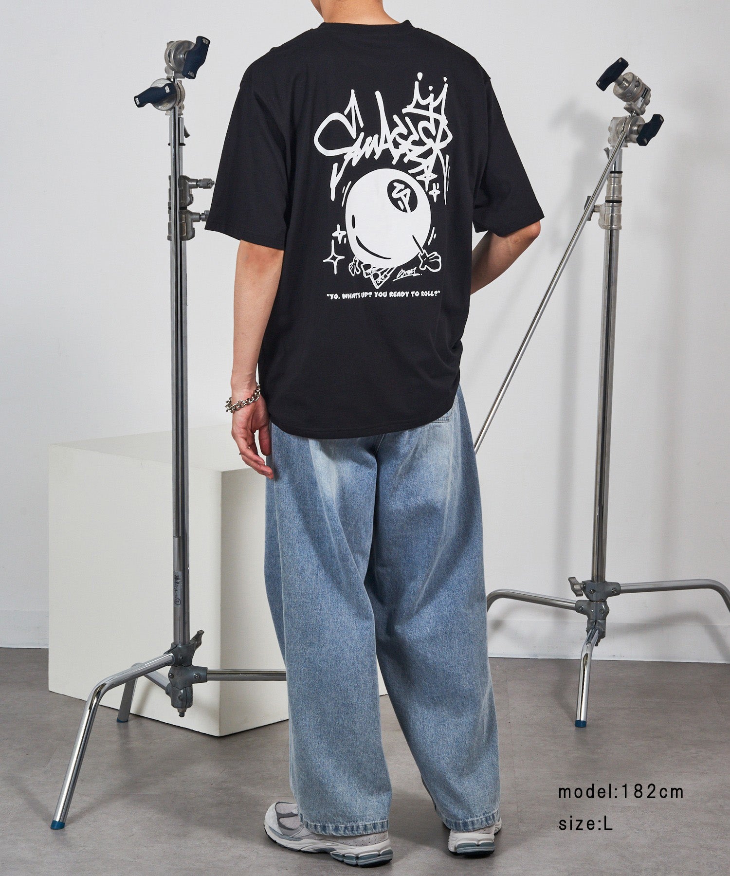 マガジンデモードコンタクト MAGASIN DE MODE CONTACT ビリヤードプリントTシャツ （ブラック） ブラック