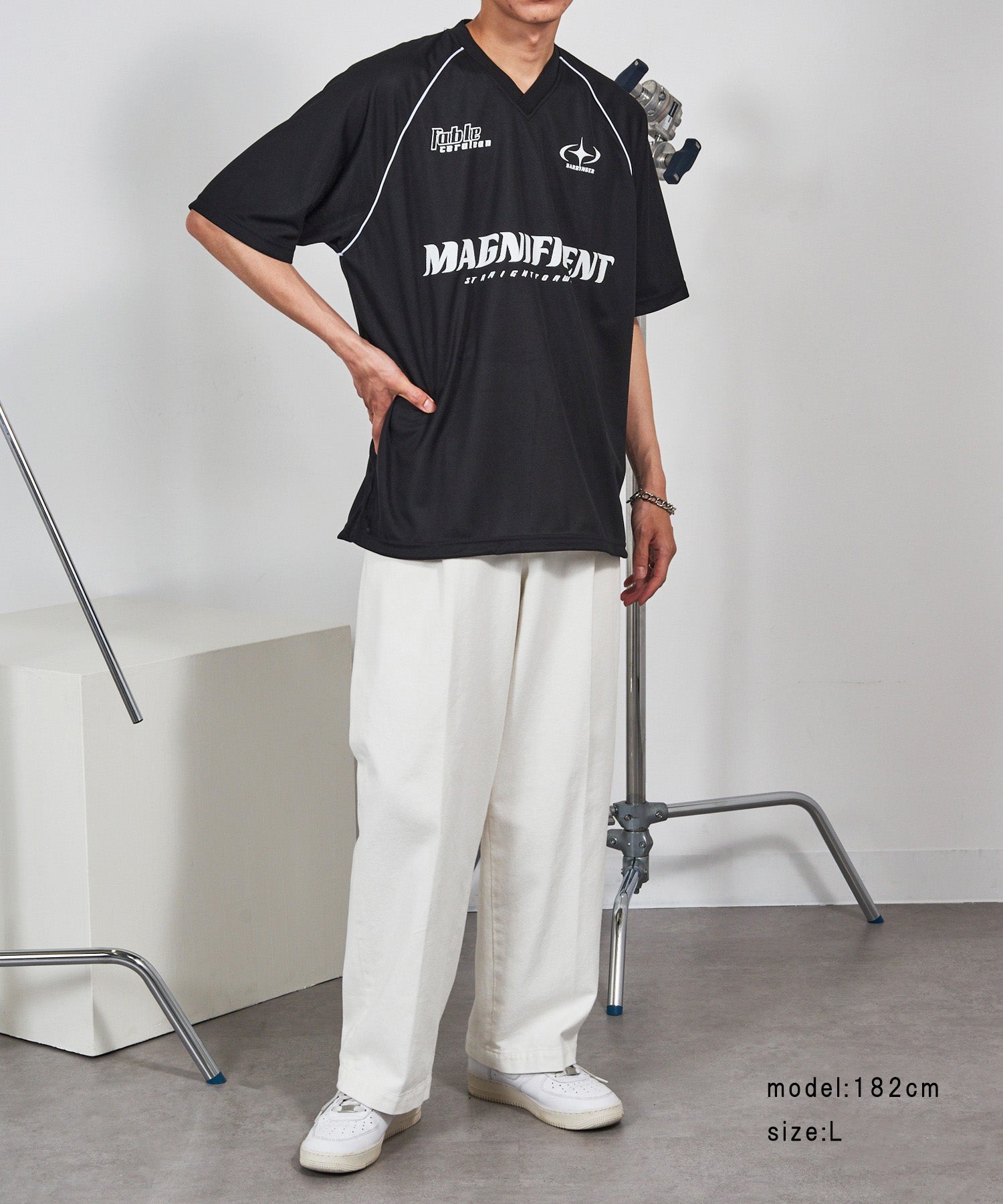 マガジンデモードコンタクト MAGASIN DE MODE CONTACT サッカーデザイン半袖Tシャツ （ブラック系その他2） ブラック系その他2