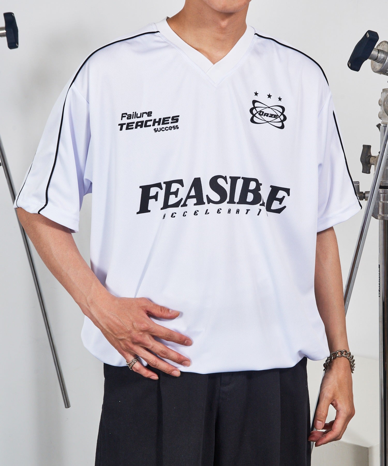 マガジンデモードコンタクト MAGASIN DE MODE CONTACT サッカーデザイン半袖Tシャツ （ホワイト系1） ホワイト系1