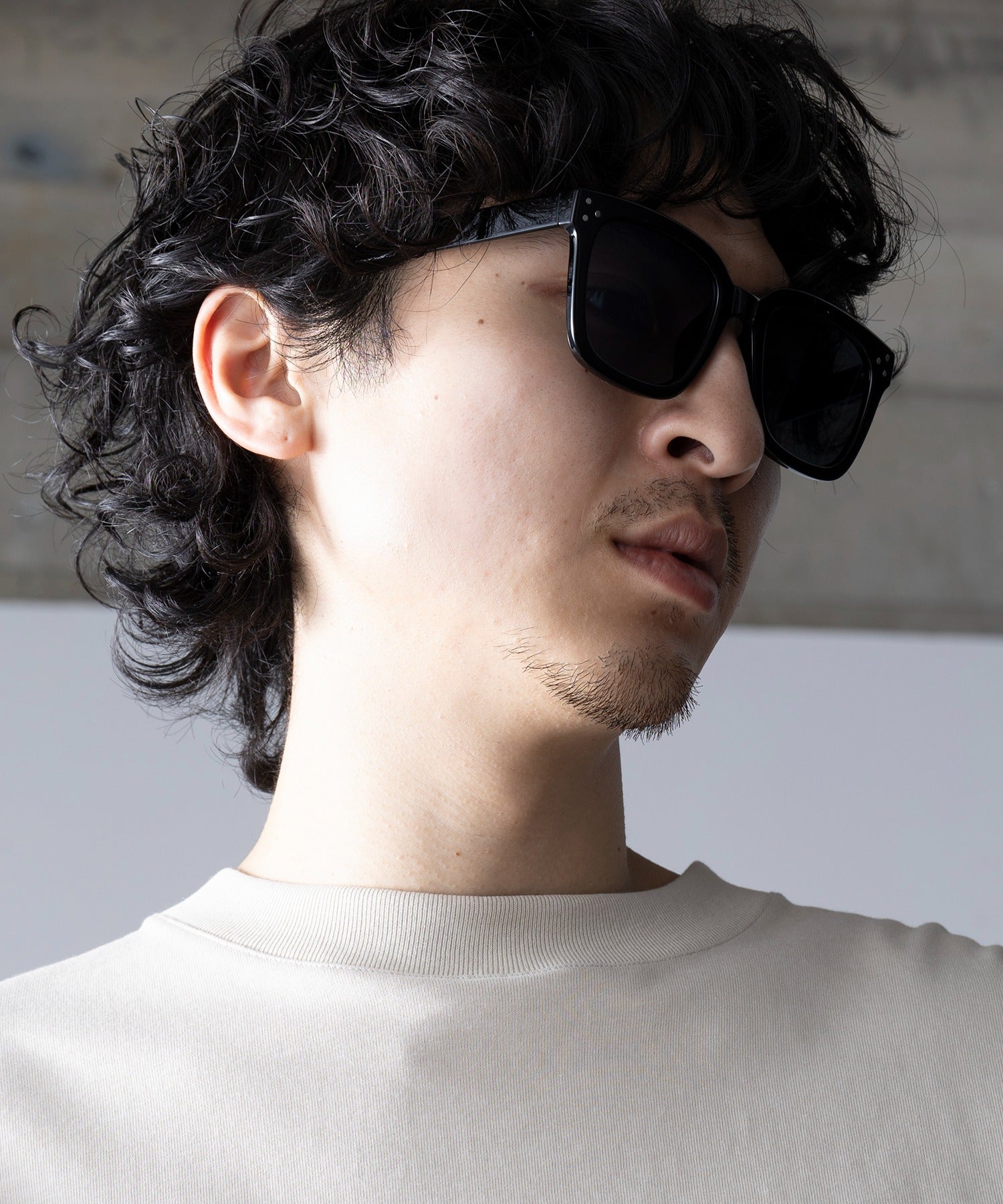 マガジンデモードコンタクト MAGASIN DE MODE CONTACT 偏光調光スクエア UVカット カラーレンズサングラス TNY （ブラック） ブラック