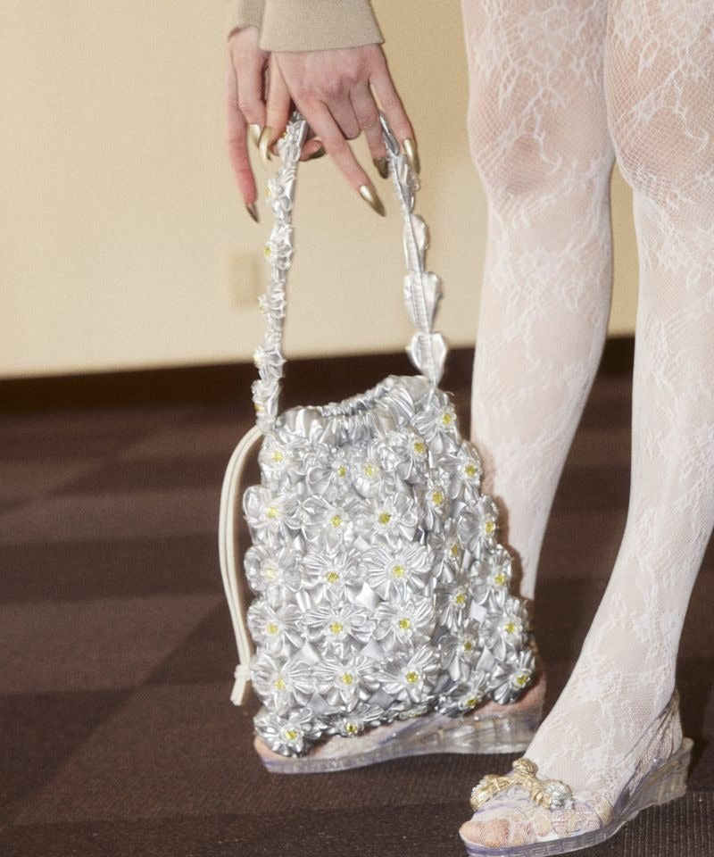 ヘイ！ミセスローズ HEY! Mrs ROSE ヨーヨーキルト バッグ（YOYO QUILT BAG） （Silver） Silver