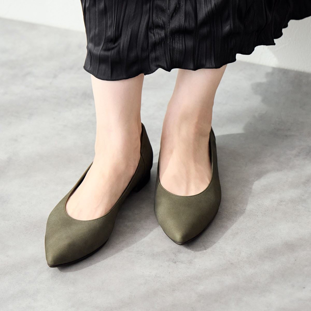 Himiko Flat Plain Pumps/631316