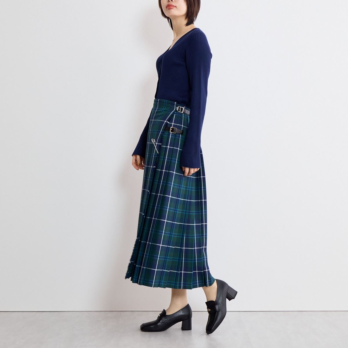 ヒミコ 卑弥呼 コインディティールヒールローファー/641315