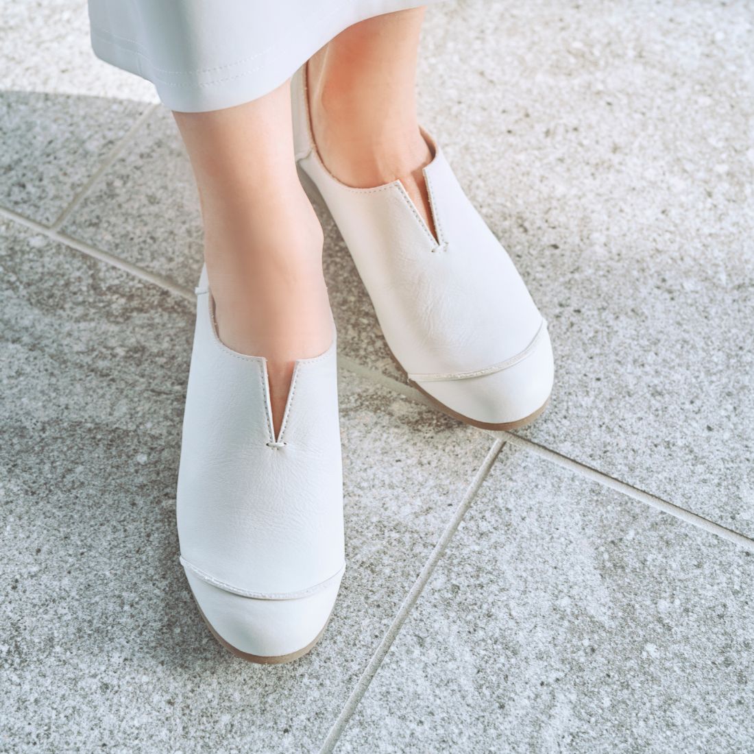 HIPS Cushioned Leather Slip-ons