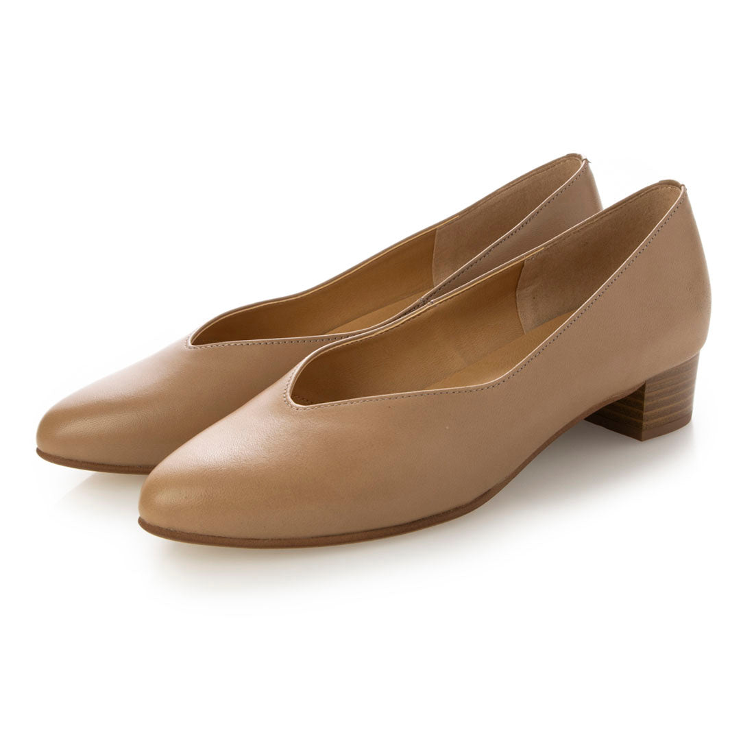 HIPS Soft V-cut leather pumps