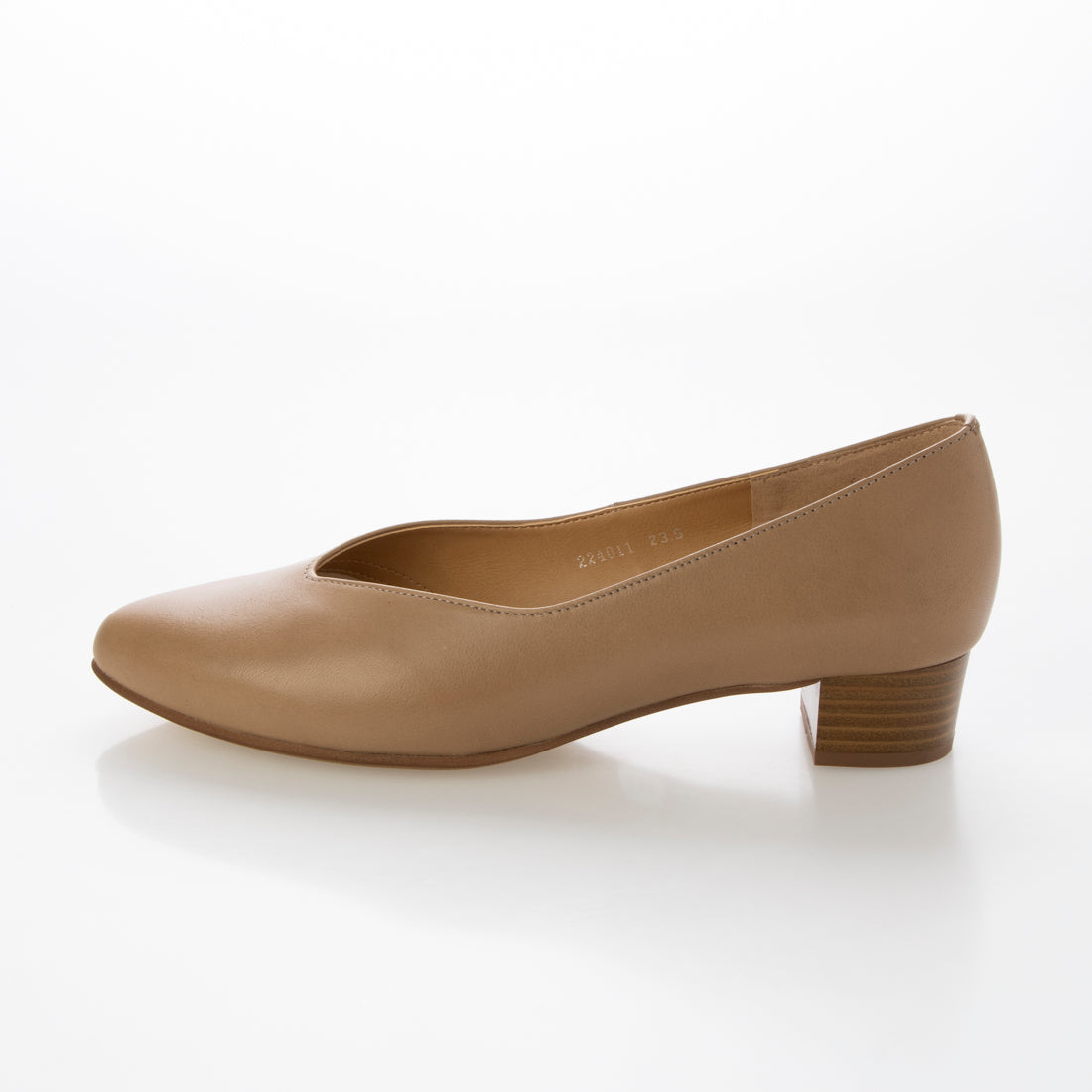 HIPS Soft V-cut leather pumps