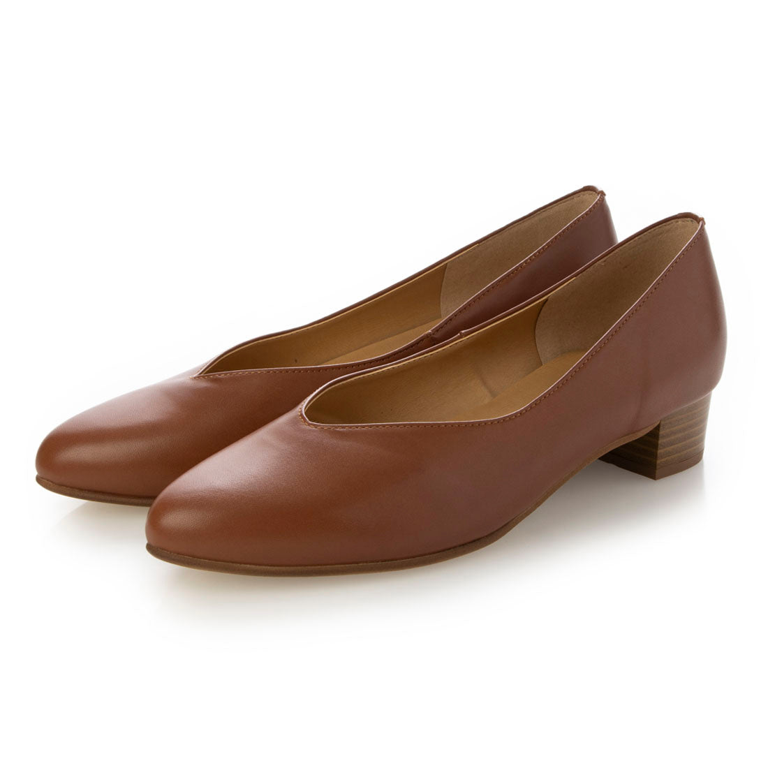 HIPS Soft V-cut leather pumps