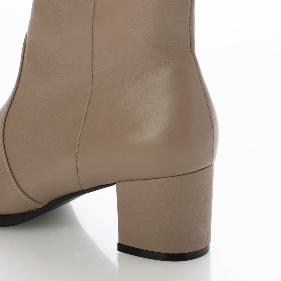 HIPS Soft Leather Western Cut Short Boots