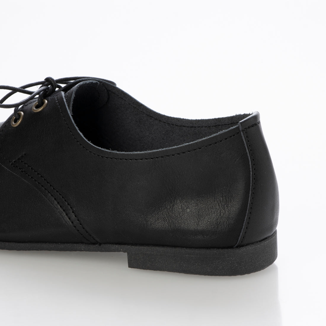 HIPS Lace-Up Leather Flat Shoes