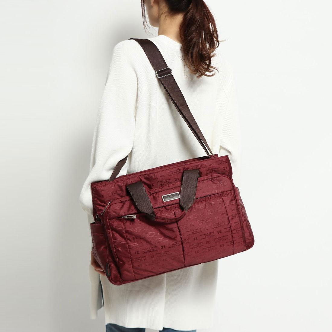 HIROKO KOSHINO SPORTS 2way Boston bag with side pockets