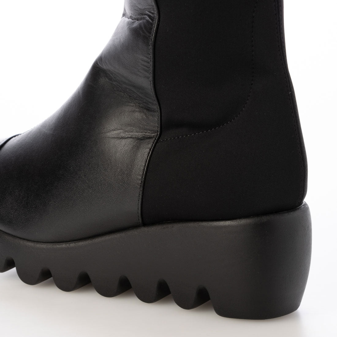 HILLS AVENUE Long Boots