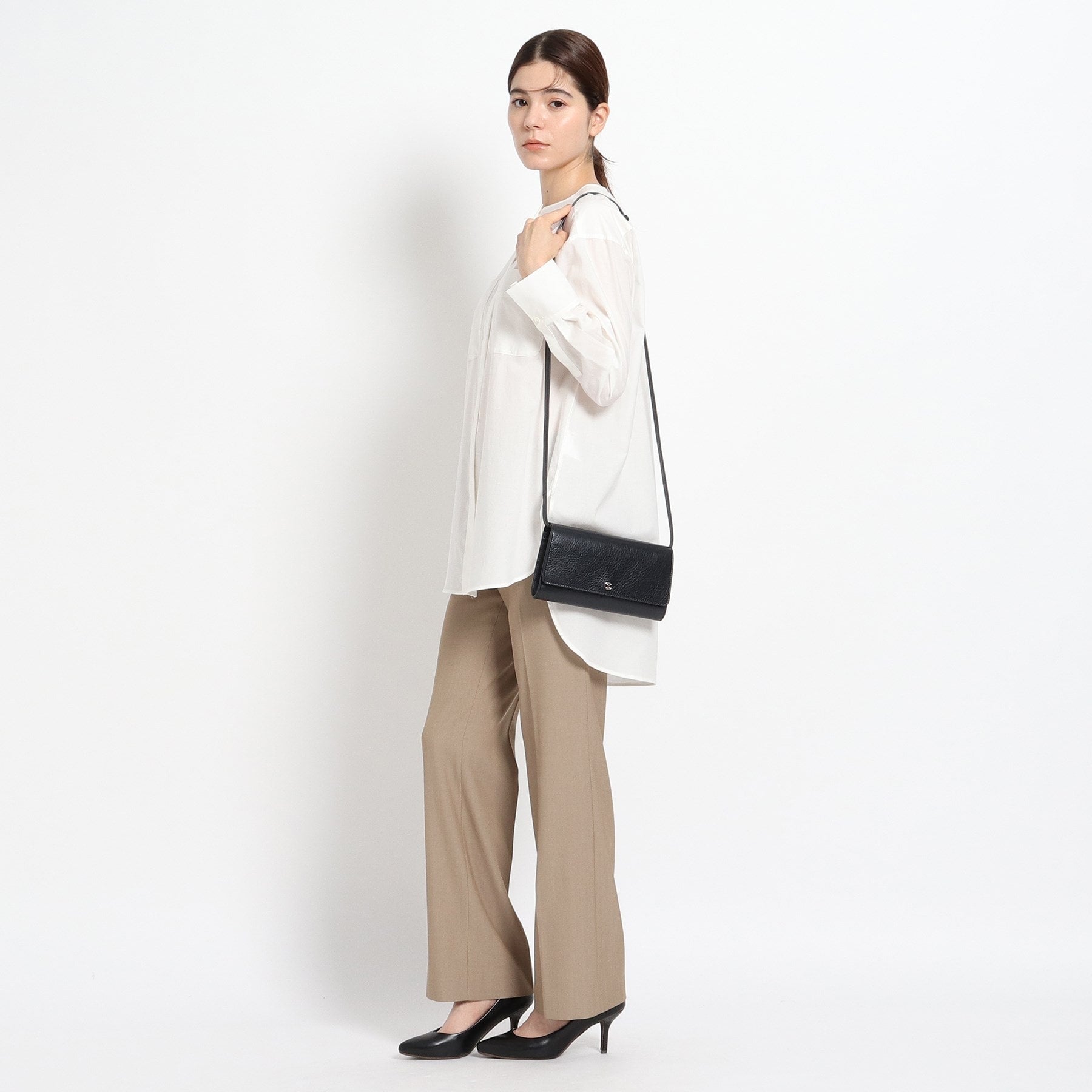 ヒロフ HIROFU 【アクセサリー】クラッチバッグ ウォレットショルダーバッグ  レザー 2WAY 本革