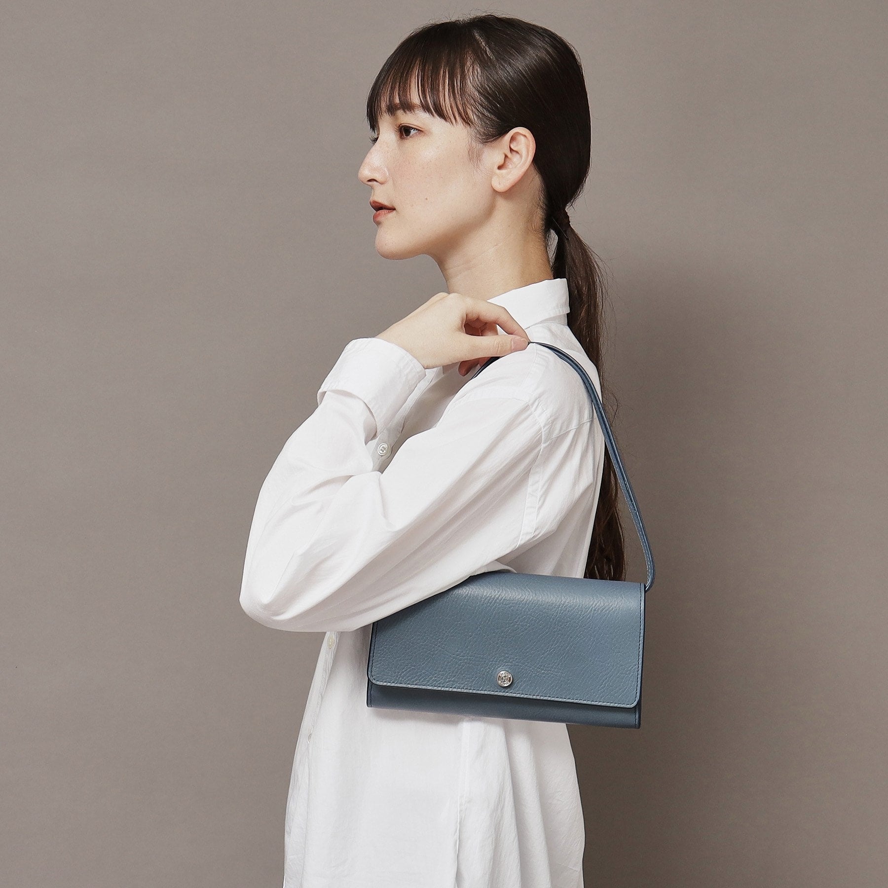 ヒロフ HIROFU 【アクセサリー】クラッチバッグ ウォレットショルダーバッグ  レザー 2WAY 本革