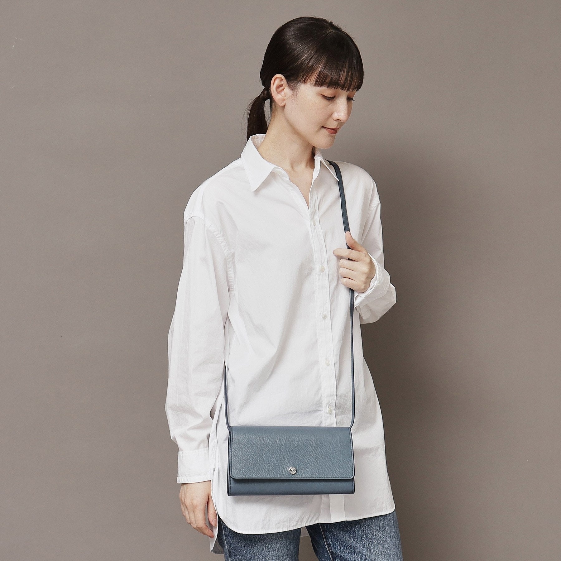 ヒロフ HIROFU 【アクセサリー】クラッチバッグ ウォレットショルダーバッグ  レザー 2WAY 本革