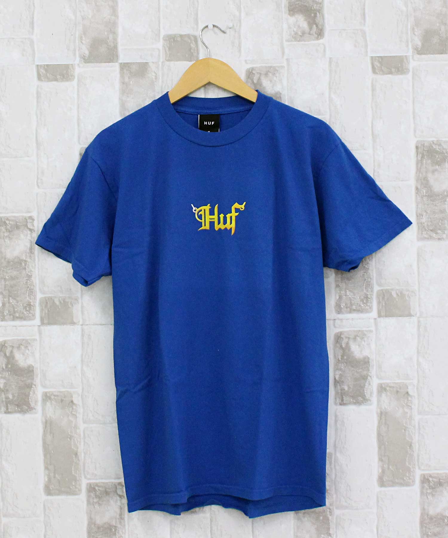ハフ HUF ビッグH ショートスリーブ バックプリント Tシャツ BIG H S/S TEE クルーネック ロゴ コットン トップス 半袖 メンズ ストリート スケボー  春夏 （3-コバルトブルー） 3-コバルトブルー