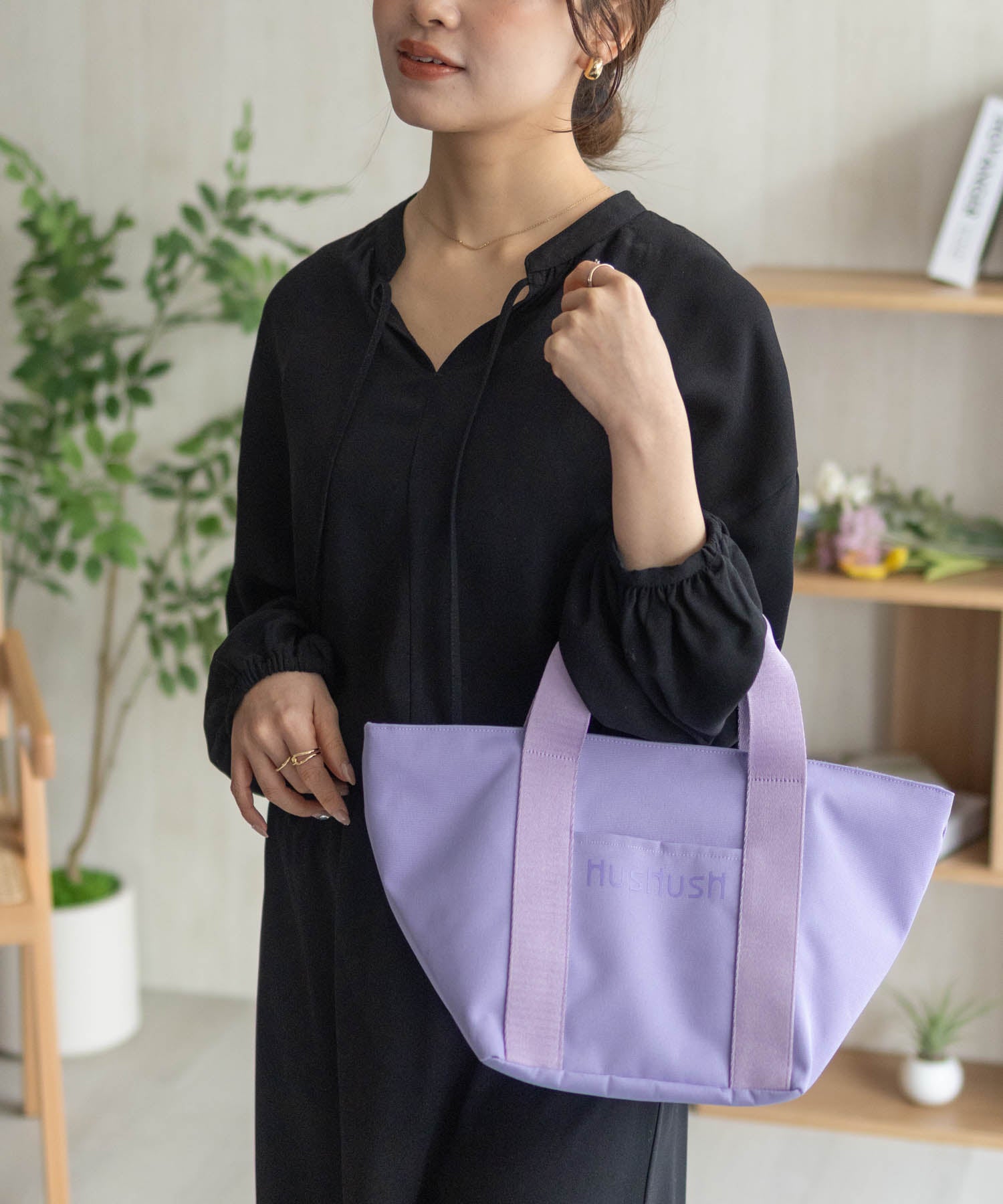 HusHusH logo tote bag