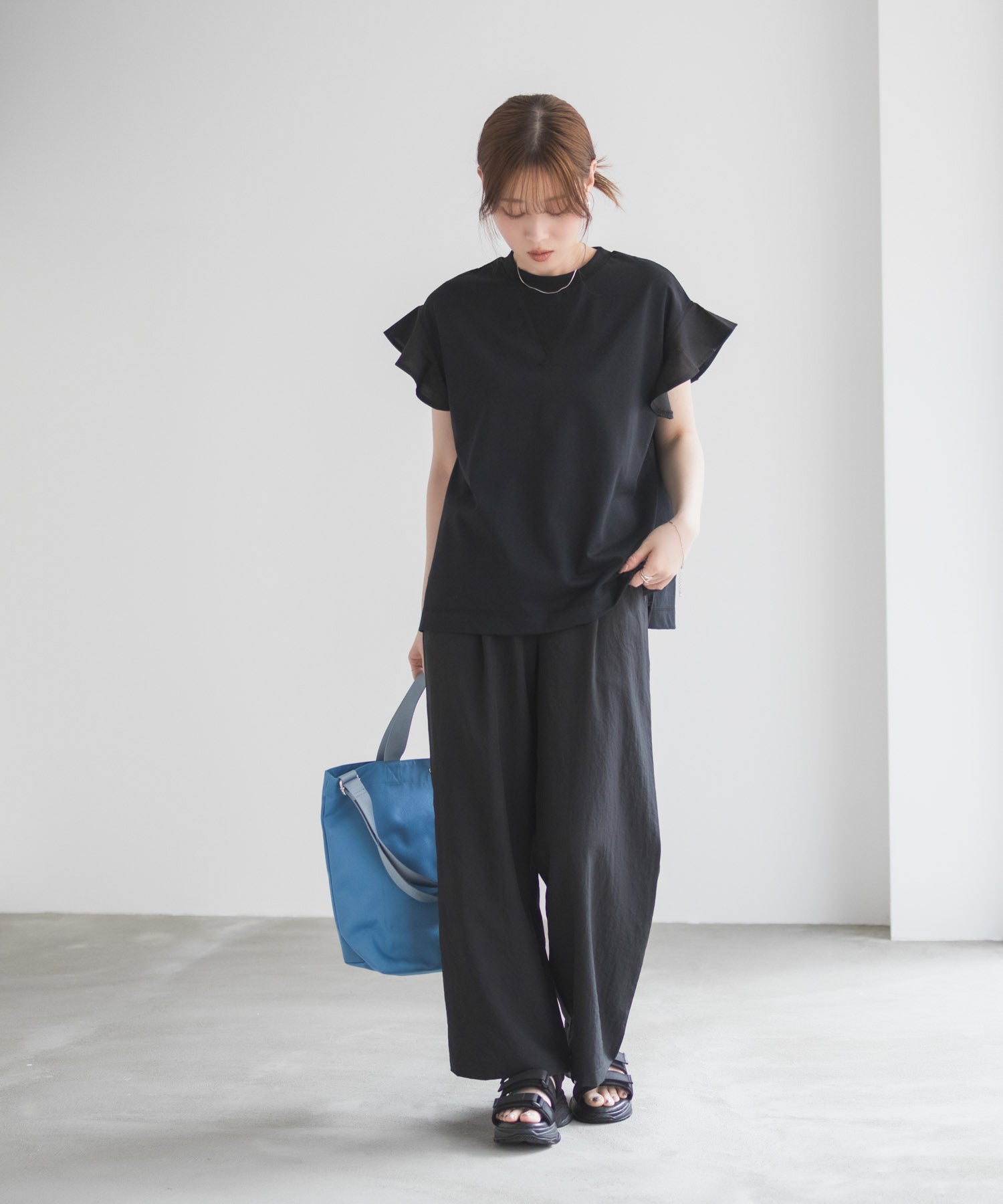 ハッシュアッシュ HusHusH 布帛フリルTシャツ （チャコール） チャコール