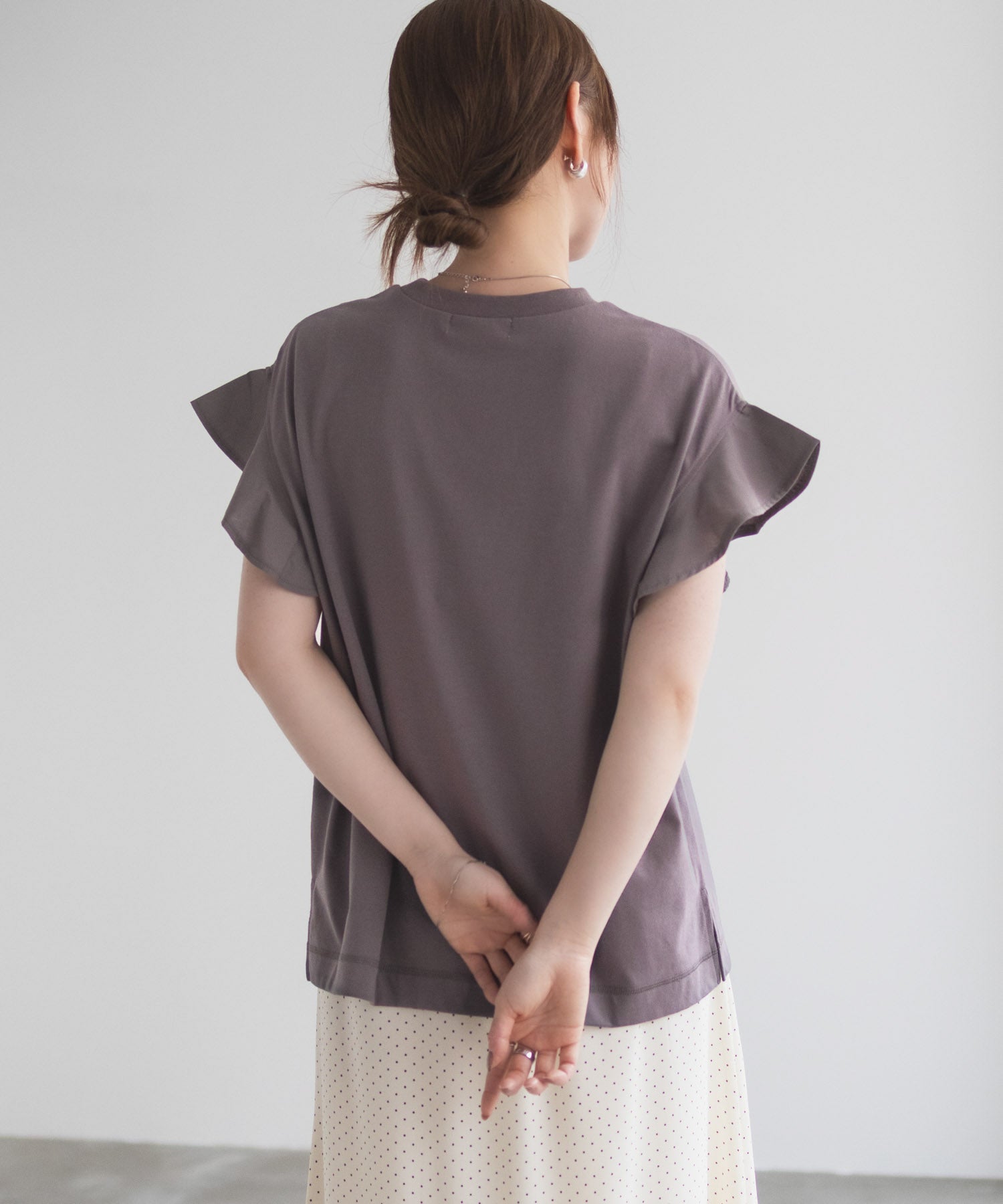 ハッシュアッシュ HusHusH 布帛フリルTシャツ （チャコール） チャコール
