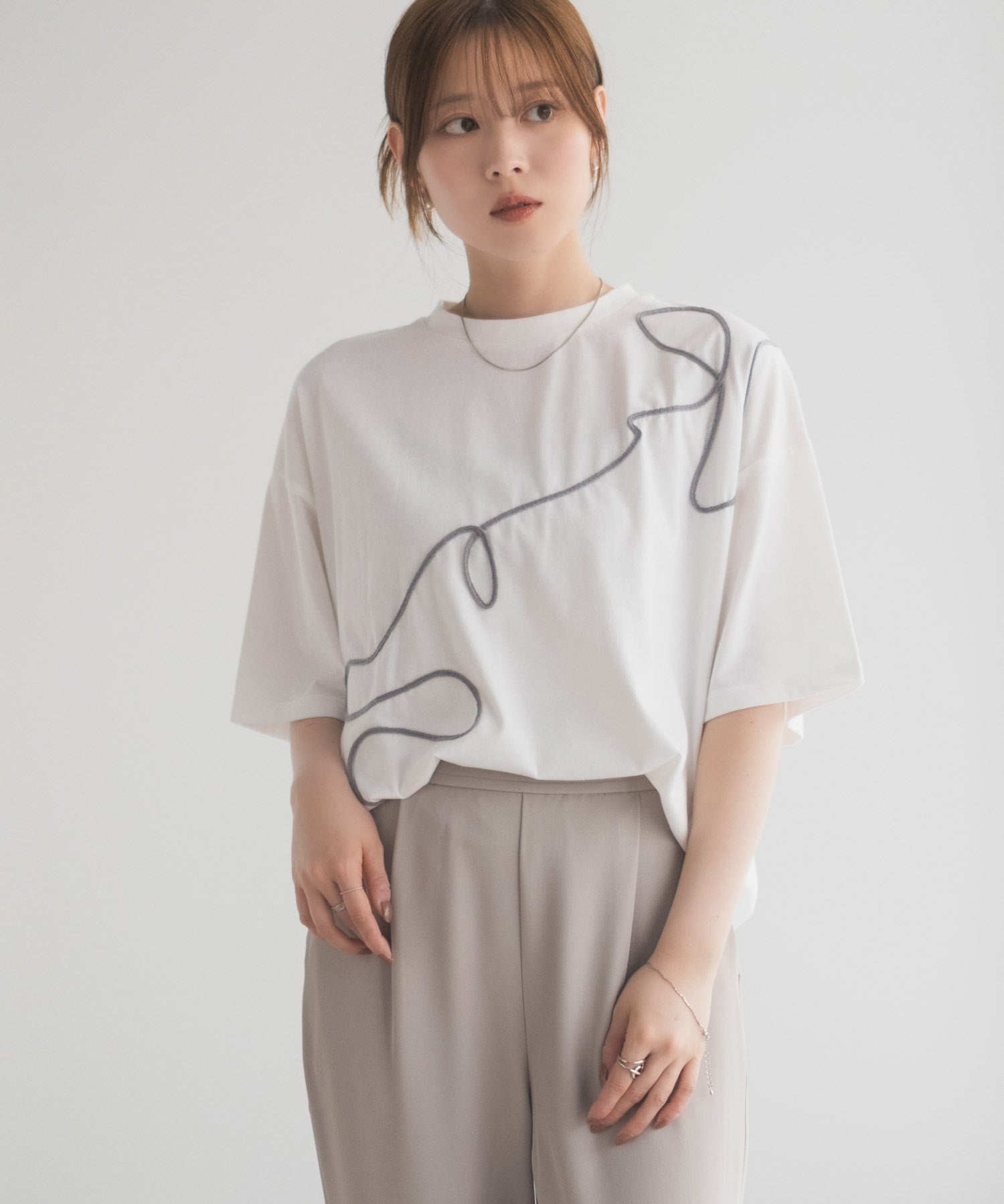 ハッシュアッシュ HusHusH コード刺繍Tシャツ （オフホワイト） オフホワイト