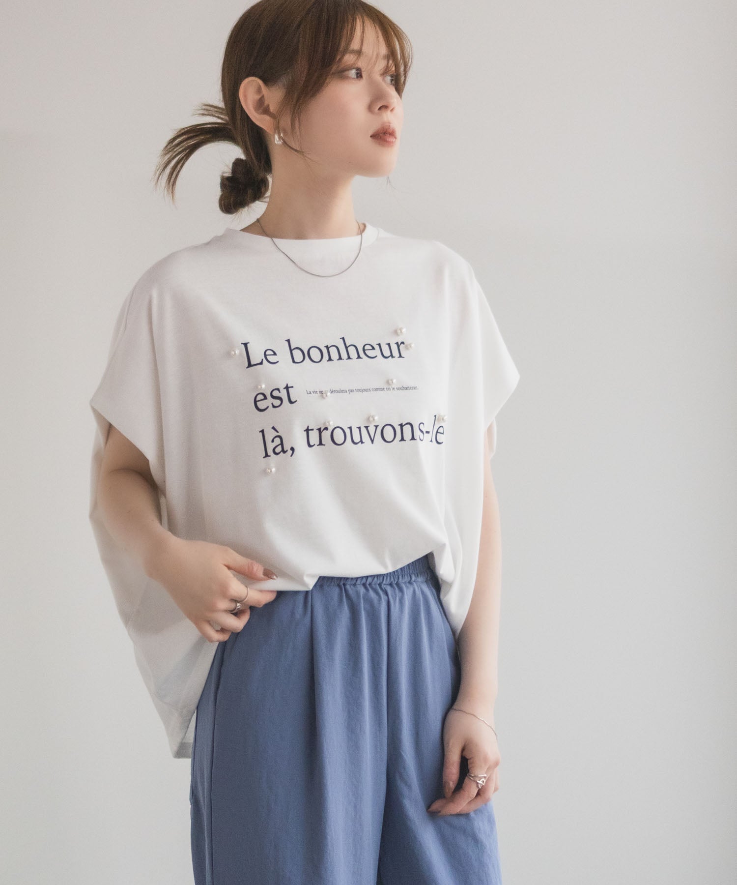 ハッシュアッシュ HusHusH パール使いプリントドルマンTシャツ （ベージュ） ベージュ