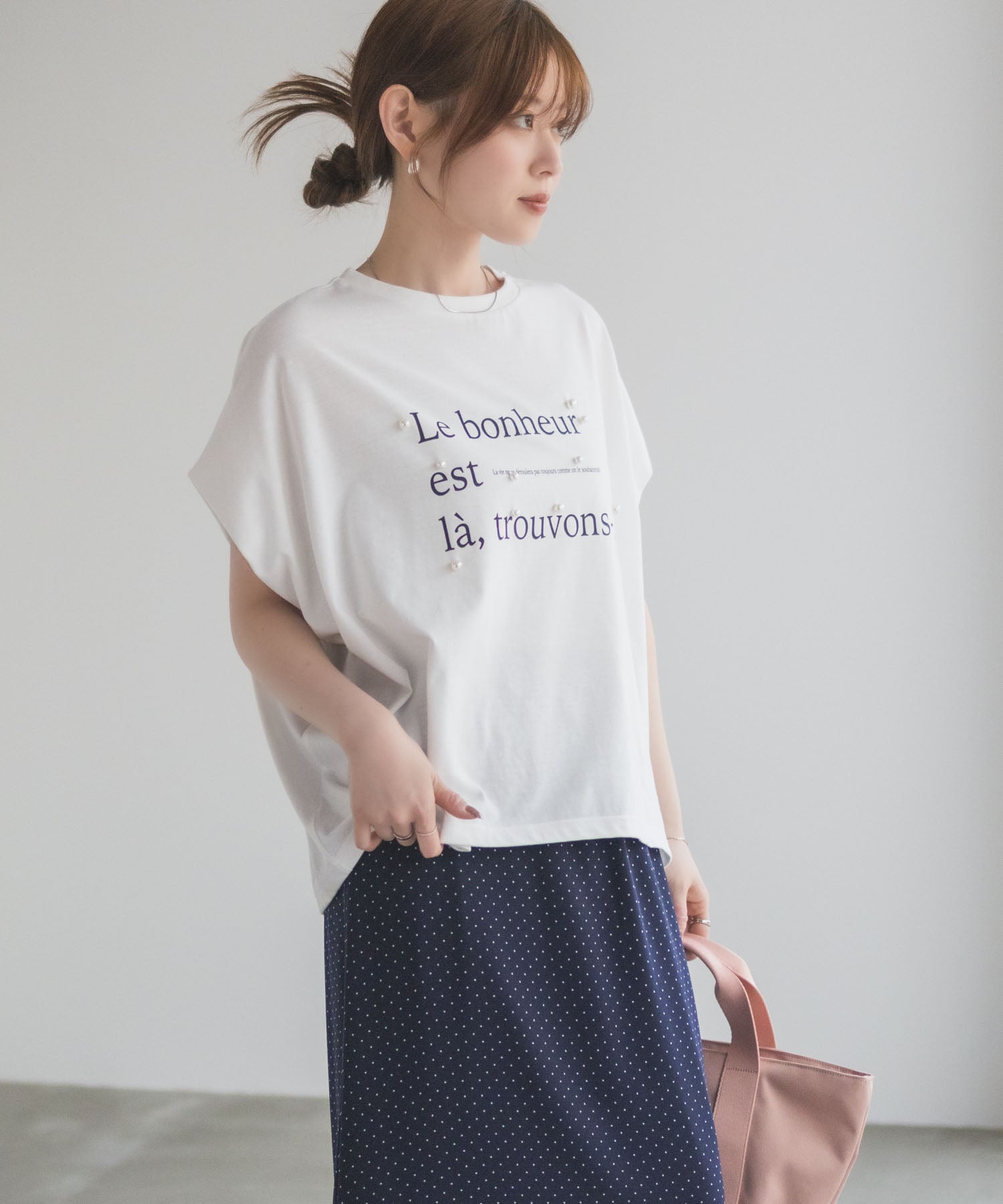 ハッシュアッシュ HusHusH パール使いプリントドルマンTシャツ （ベージュ） ベージュ