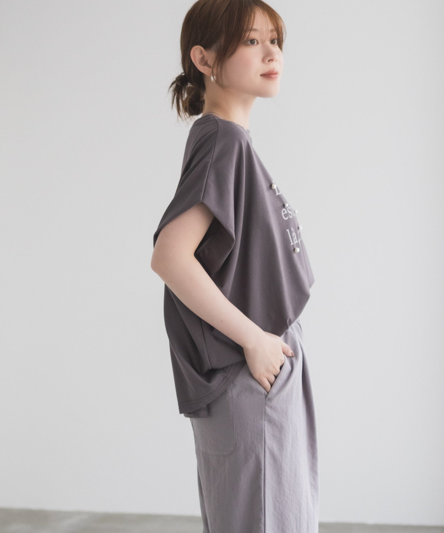 ハッシュアッシュ HusHusH パール使いプリントドルマンTシャツ （ベージュ） ベージュ