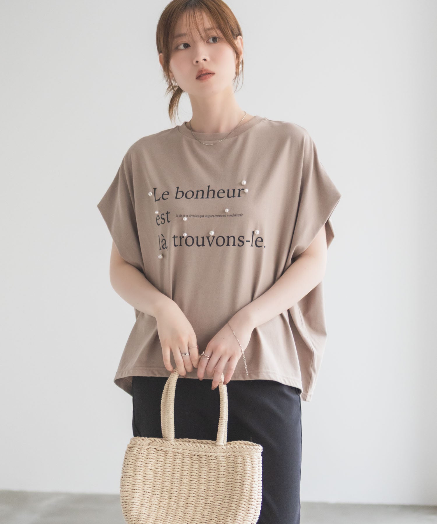 ハッシュアッシュ HusHusH パール使いプリントドルマンTシャツ （ベージュ） ベージュ
