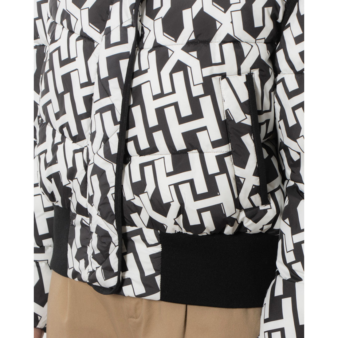 ハンター HUNTER W INTREPID MIDWEIGHT HPRINT SHORT PUFFER