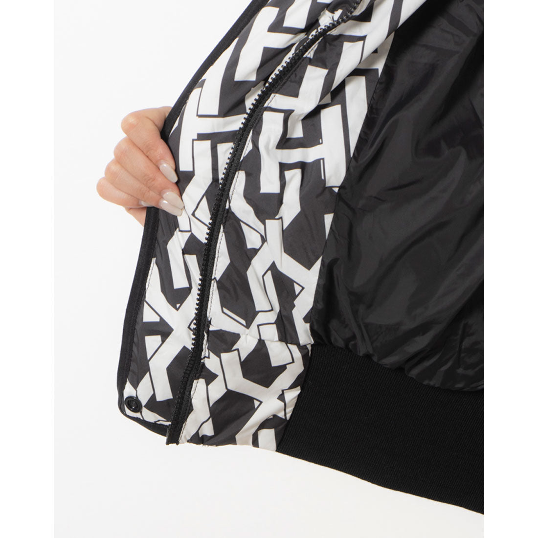 ハンター HUNTER W INTREPID MIDWEIGHT HPRINT SHORT PUFFER