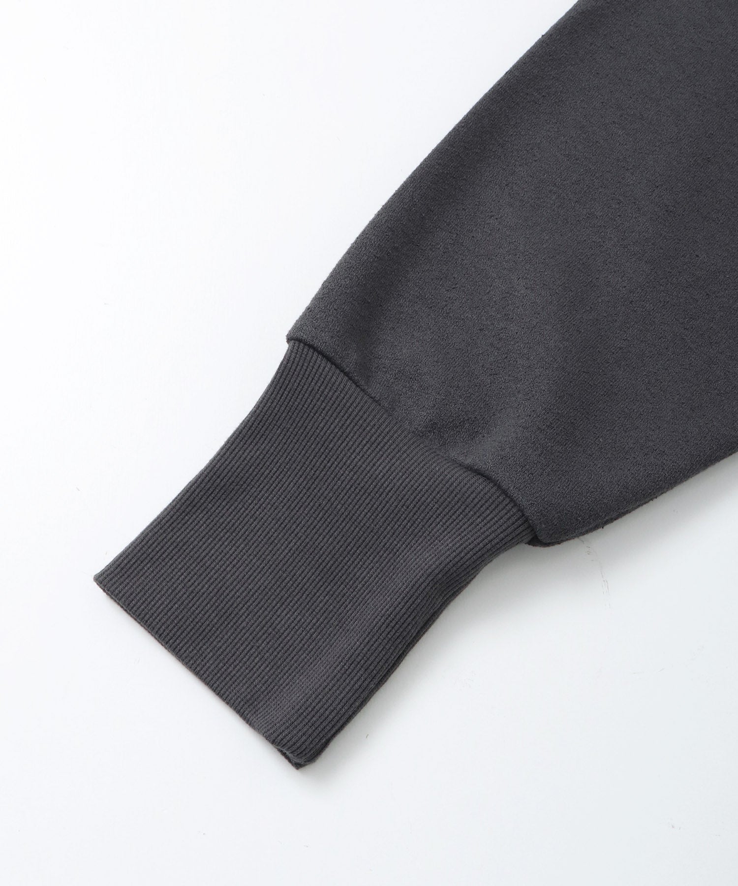 ハンチ hunch ブークレ 刺繍ロゴオーバートップス （オフホワイト） オフホワイト