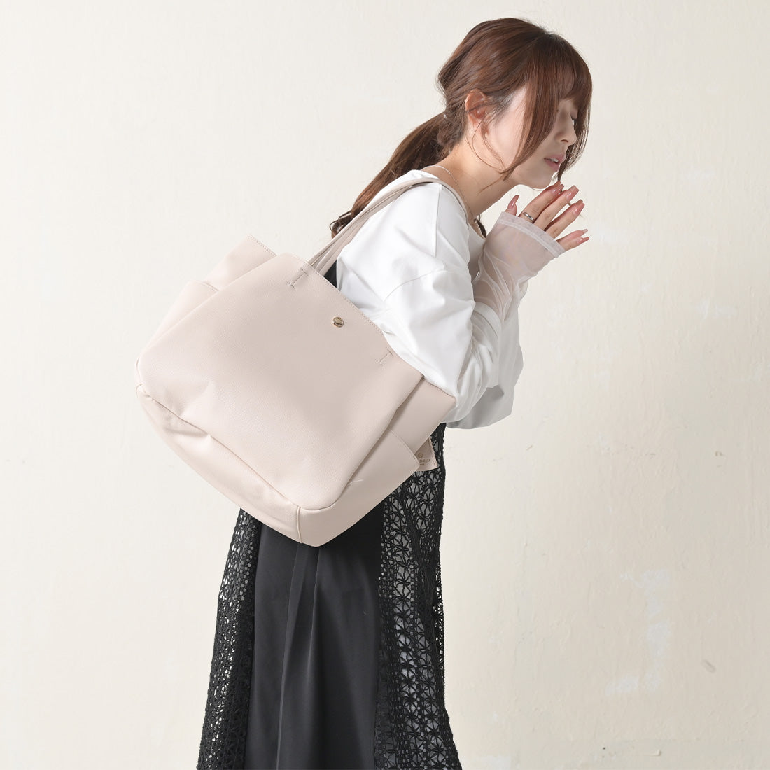 ハンドレッド HUNDRED トートバッグ サイドポケット シンプル トート レディース HUNDRED 肩掛け 肩掛けバッグ HR-2037 （アイボリー） アイボリー