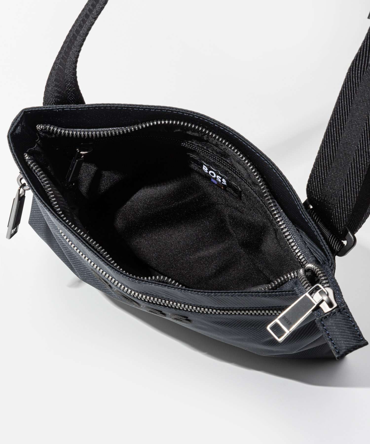 ヒューゴボス HUGO BOSS ヒューゴボス HUGO BOSS Catch 3.0 Envelope L エンベロープバッグ バッグ L 50511930 ショルダーバッグ  CATCH_3.0_ENVELOPE L （DARK BLUE(406)） DARK BLUE(406)
