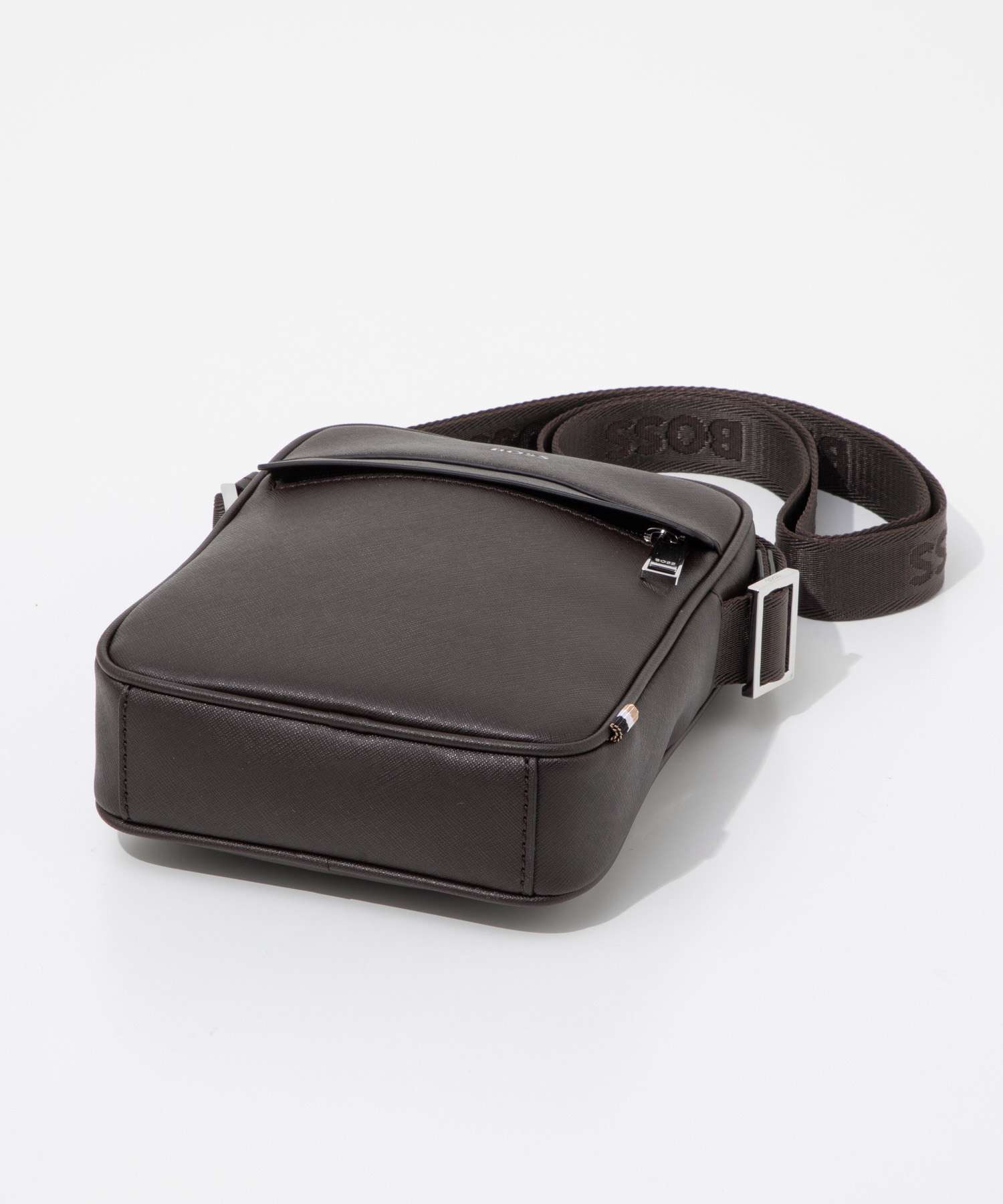 ヒューゴボス HUGO BOSS ヒューゴボス HUGO BOSS Zair NS zip reporter bag ジップ レポーターバッグ 50483566 ショルダーバッグ ロゴ メンズ （DARK BROWN(203)） DARK BROWN(203)