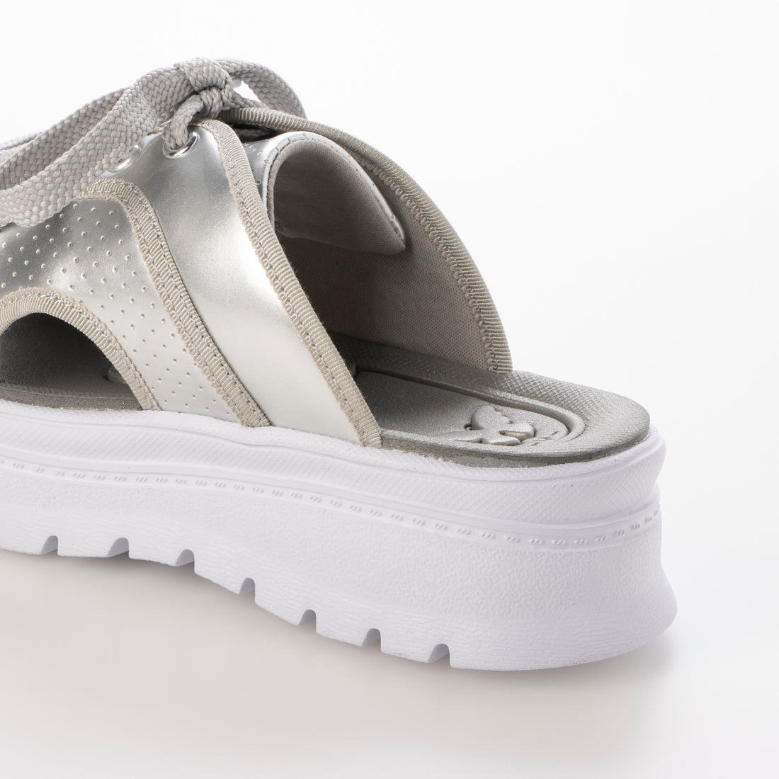 ハスキー HUSKY BOUQET オープントゥ レースアップ 厚底 サンダル （SILVER） SILVER