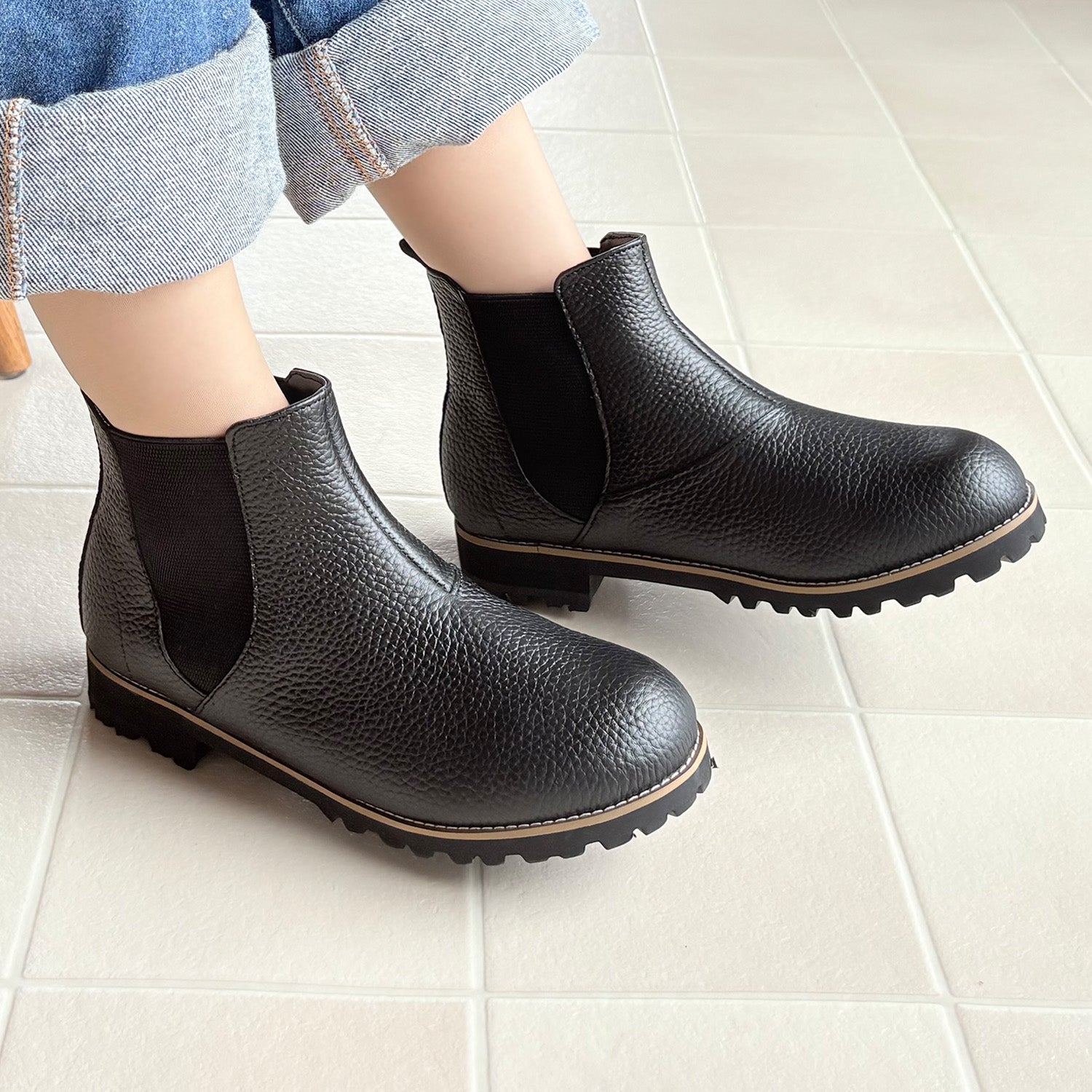 ハスキー HUSKY 本革 牛革コンフォート タンクソール サイドゴアブーツ （BLACK） BLACK
