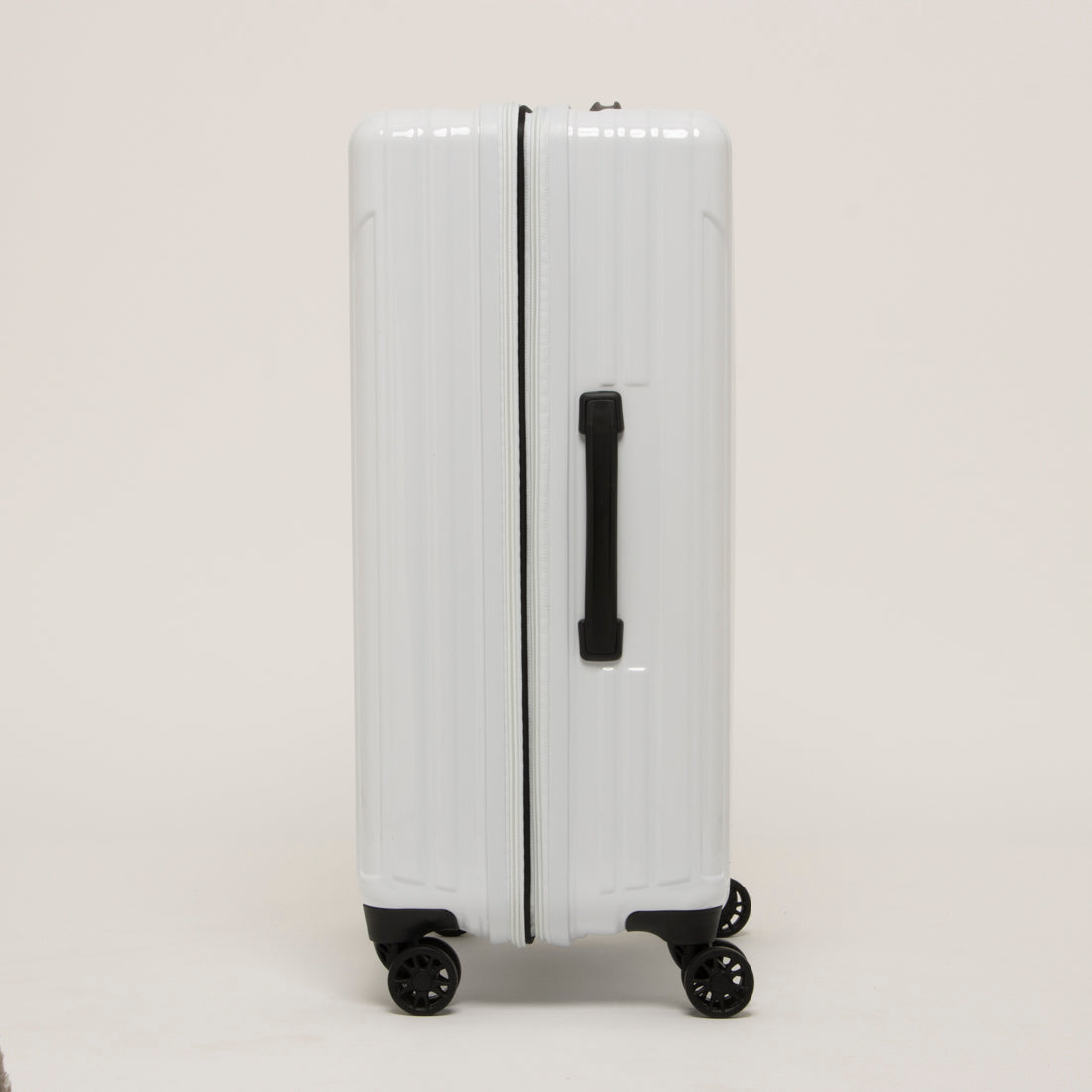 アジア・ラゲージ Asia Luggage 大容量／軽量／拡張機能で容量アップ／高純度ポリカーボネイト100% ALI-6000-24W [6?7泊] 71L(拡張時83L) （ホワイト） ホワイト