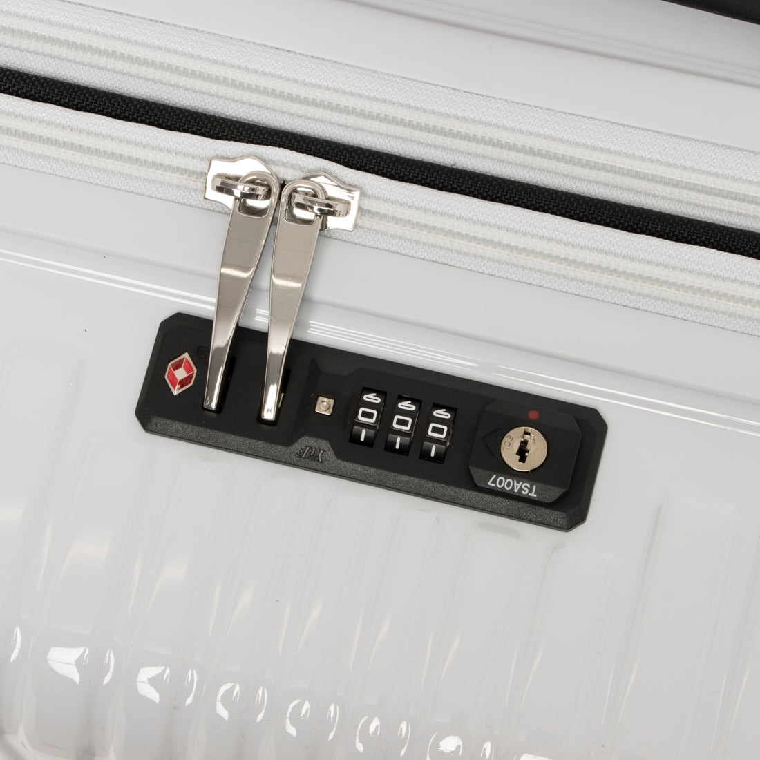 アジア・ラゲージ Asia Luggage 大容量／軽量／拡張機能で容量アップ／高純度ポリカーボネイト100% ALI-6000-24W [6?7泊] 71L(拡張時83L) （ホワイト） ホワイト