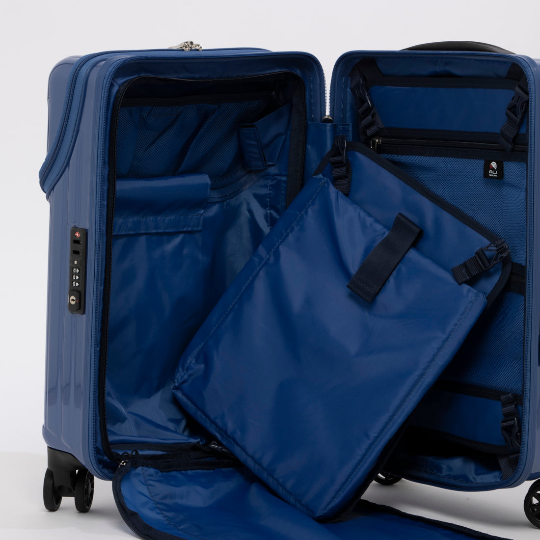 アジア・ラゲージ Asia Luggage トップオープン / 高純度ポリカーボネイト100% / 2way式TSAロック搭載 / 15インチPC収納可能/軽量/機内持ち込みサイズ ALI-6000TP-18 [2?3泊] 37L （アッシュブルー） アッシュブルー