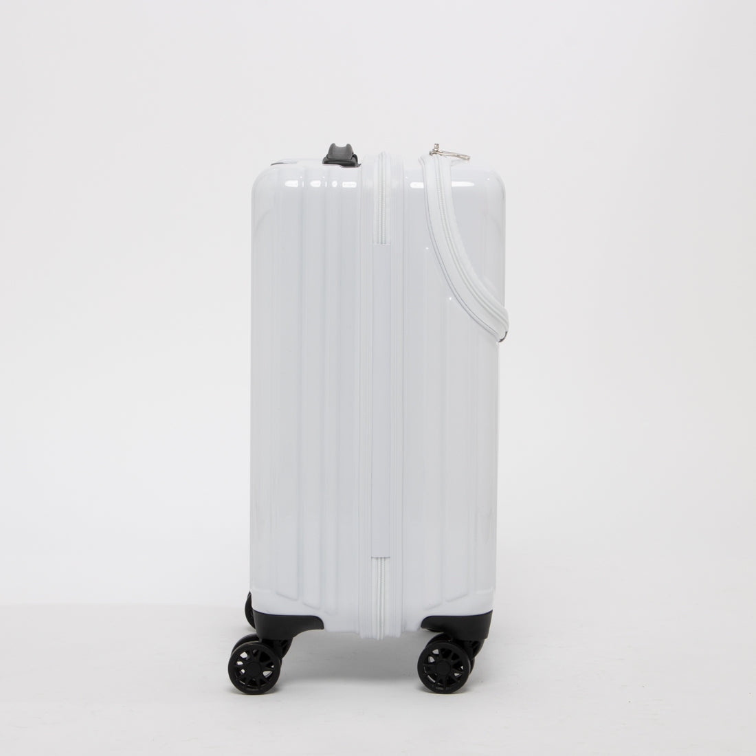 アジア・ラゲージ Asia Luggage トップオープン / 高純度ポリカーボネイト100% / 2way式TSAロック搭載 / 15インチPC収納可能/軽量/機内持ち込みサイズ ALI-6000TP-18 [2?3泊] 37L （ホワイト） ホワイト