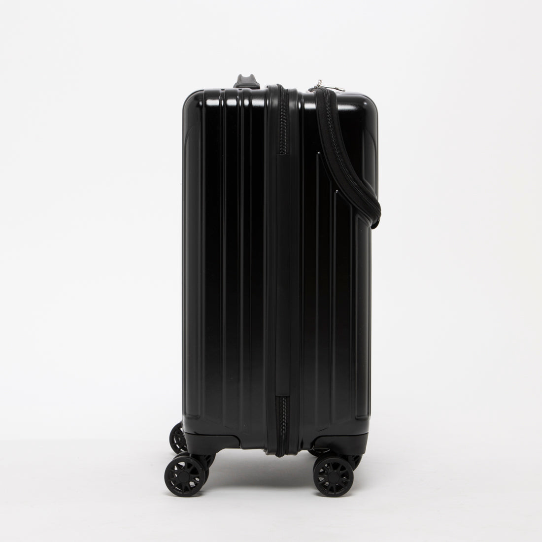 アジア・ラゲージ Asia Luggage トップオープン / 高純度ポリカーボネイト100% / 2way式TSAロック搭載 / 15インチPC収納可能/軽量/機内持ち込みサイズ ALI-6000TP-18 [2?3泊] 37L （マットブラック） マットブラック