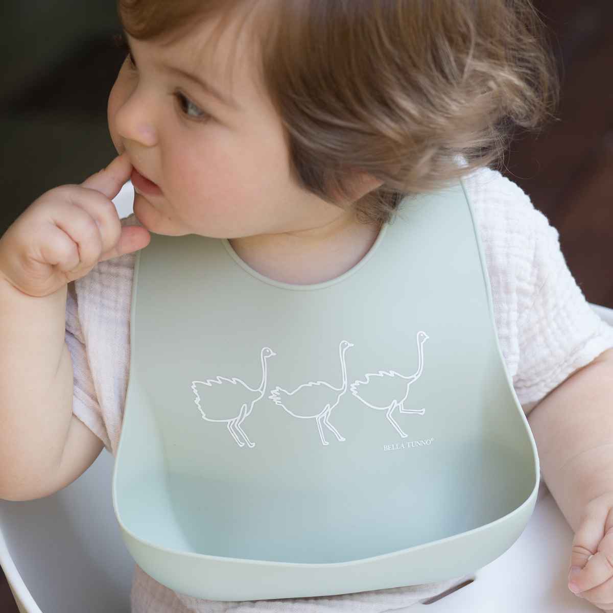 Bella Tunno Wonder Bib, silicone, for ages 6 months to 3 years [Non-returnable item]