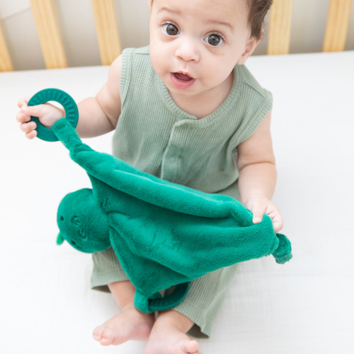 ベラトゥーノ BELLA TUNNO 歯固め Teether Buddy ぬいぐるみ ラトル