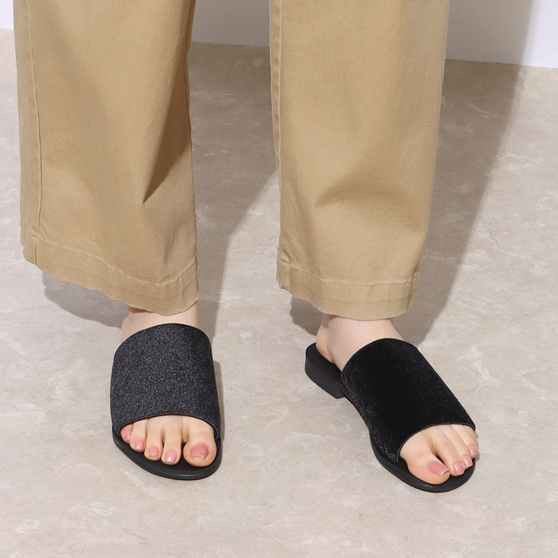 アイケープラス IKplus 【日本製】【ネット限定】美脚スタイルスライドデザイン フラットサンダル