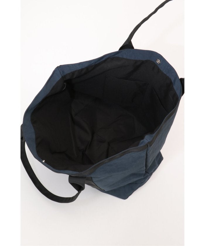 イッカ ikka UNIVERSAL OVERALL Washerトートバッグ （オリーブ） オリーブ
