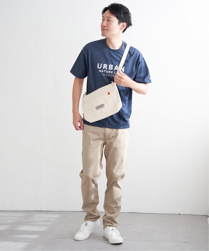イッカ ikka URBANフロッキープリントT （ブラック） ブラック