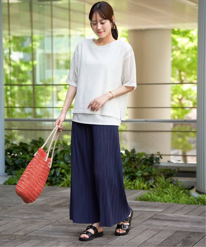 イッカ ikka 【雑誌InRed5月号掲載】サラットプリーツワイドパンツ （チャコール） チャコール